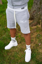 Load image into Gallery viewer, STRIPED SHORTS ‘GREY’