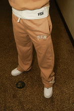 Load image into Gallery viewer, VOL 1 PANTS (BAGGY) ‘TAN’