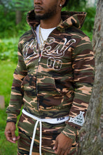 Load image into Gallery viewer, 08 HOODIE ‘CAMO’