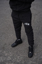 Load image into Gallery viewer, 3M WINDBREAKER PANTS ‘TRIPLE BLACK’