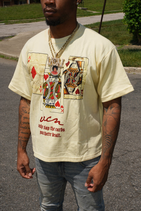 CARD TEE ‘CREAM/RED’