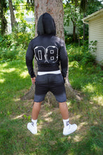 Load image into Gallery viewer, 08 HOODIE ‘BLACK’