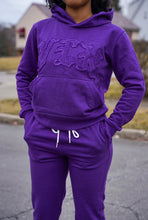 Load image into Gallery viewer, WMNS DISTRESSED HOODIE ‘PURPLE’